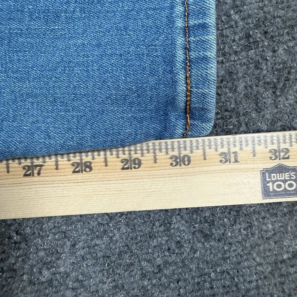 Levi's 505 Jeans Men's 34x32 (Actual 32x31) Regular Fit Straight Leg Medium Wash